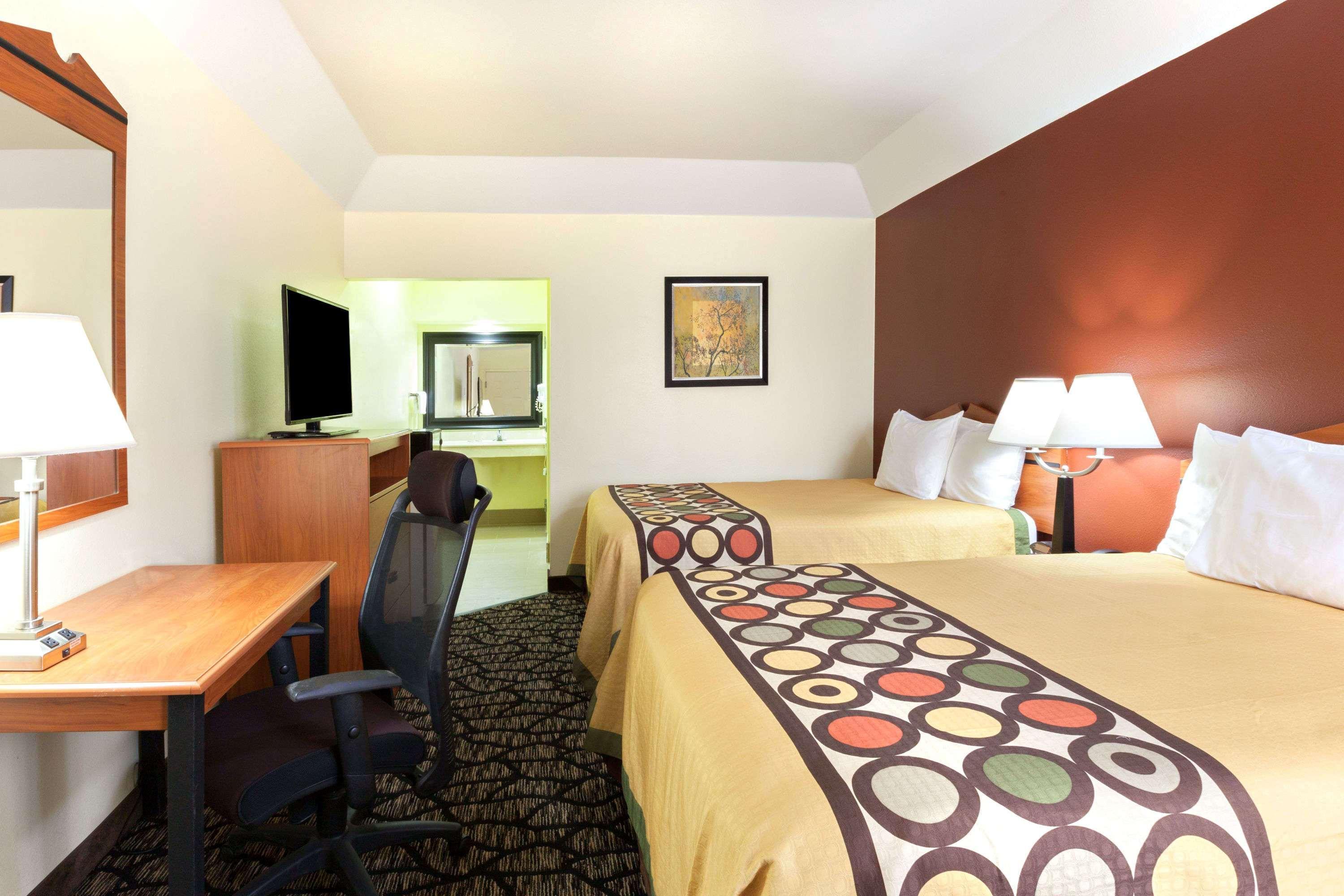 Hotel Super 8 By Wyndham Fairfield Tx Exterior foto